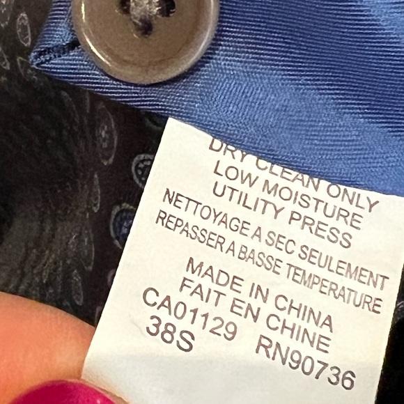 TipTop Tailors Full Suit - Picture 11 of 12